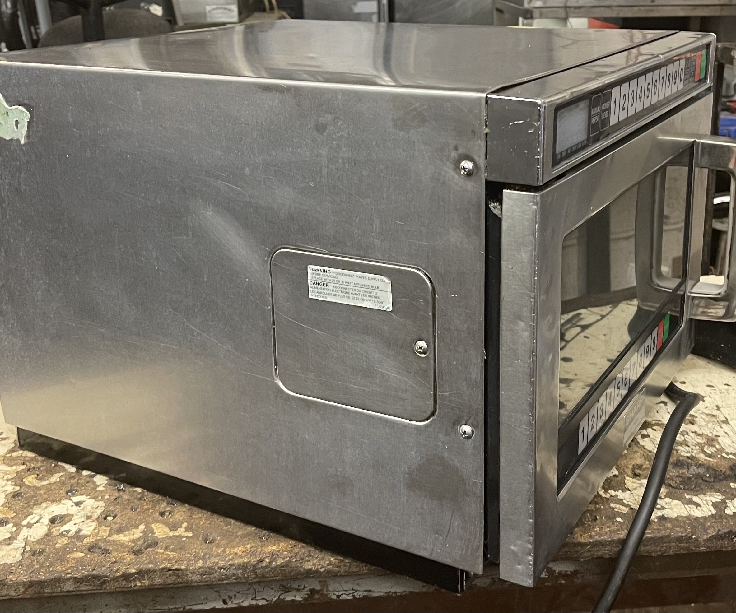 Sharp Microwave R1900M 1900W, Touch controls - Image 6