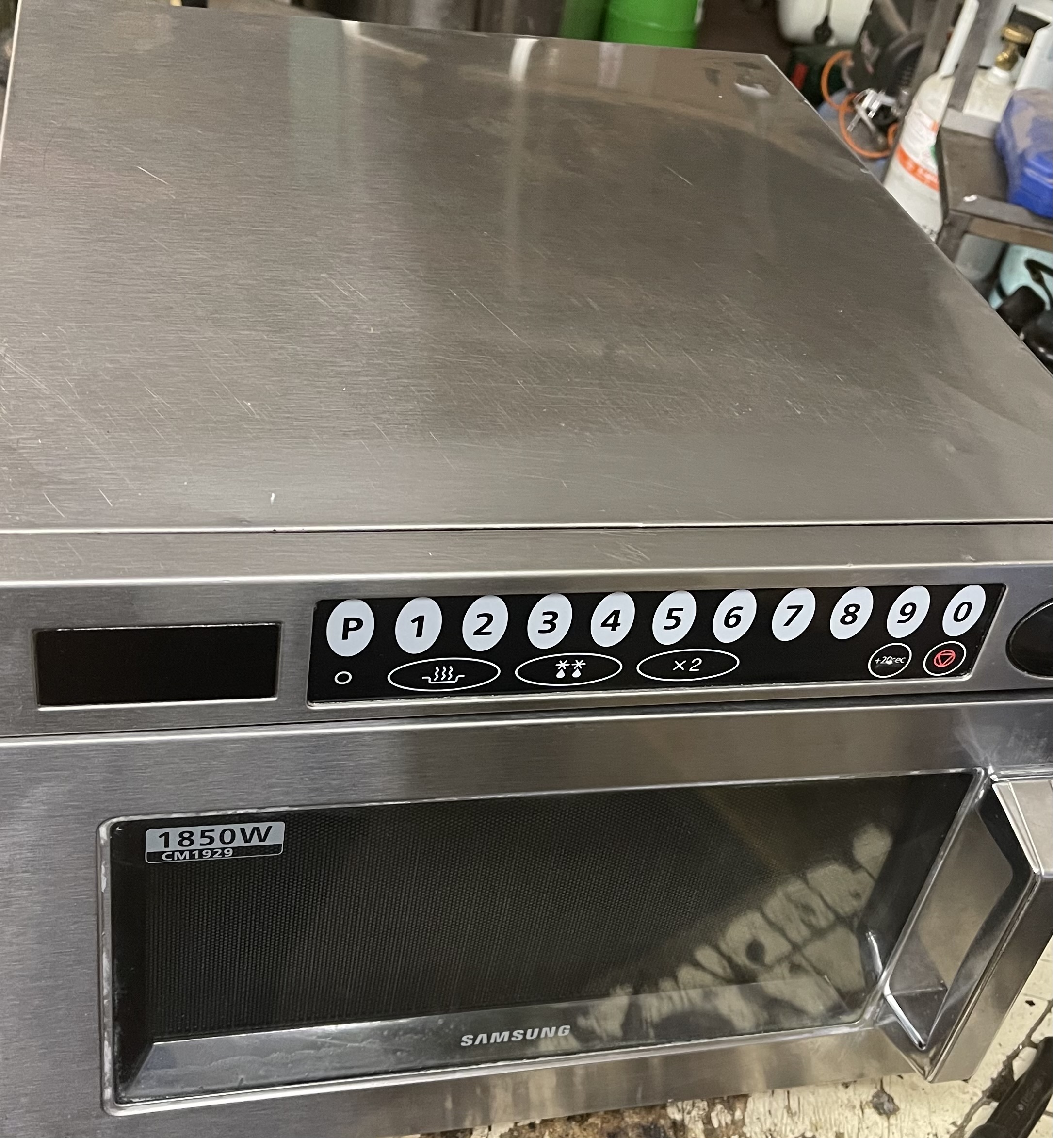 Samsung CM1929 1850W Commercial Microwave Oven - Image 7