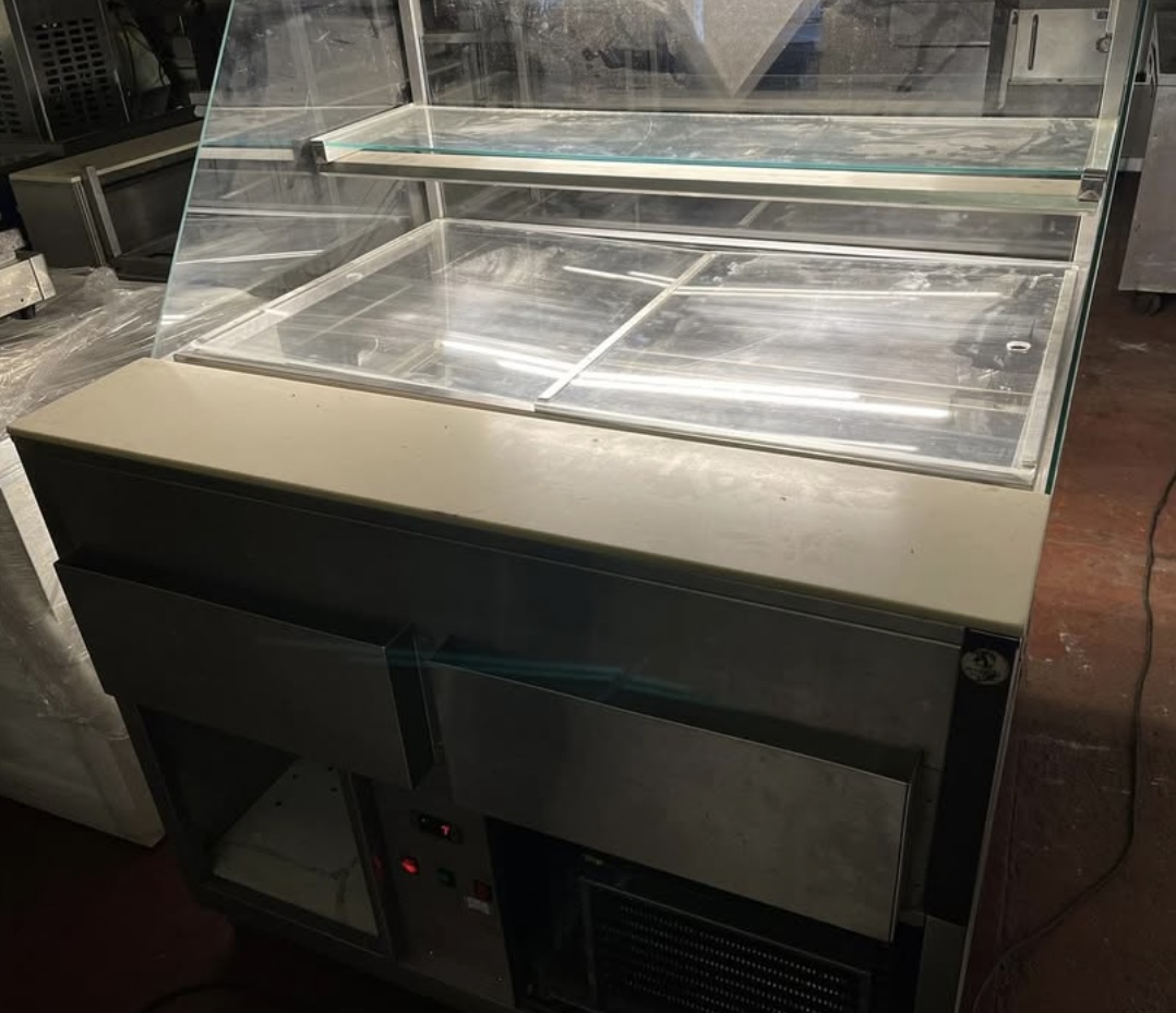 Small Size Used Refrigerated Counter Display - Image 5