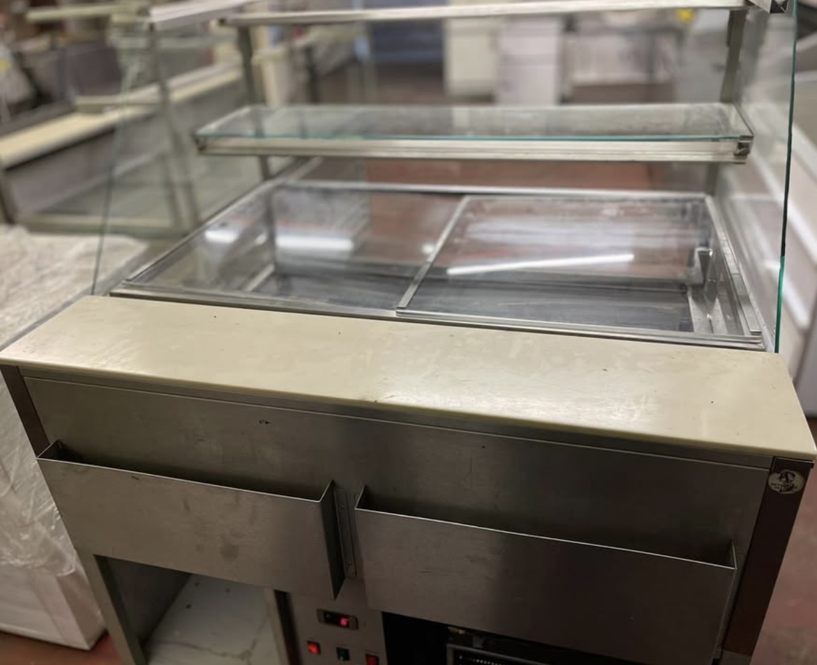 Small Size Used Refrigerated Counter Display - Image 9