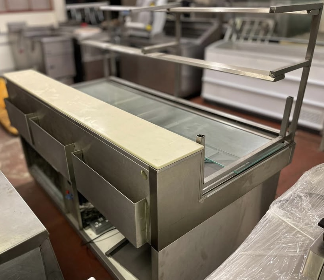 Large Size Used Refrigerated Counter Display - Image 5