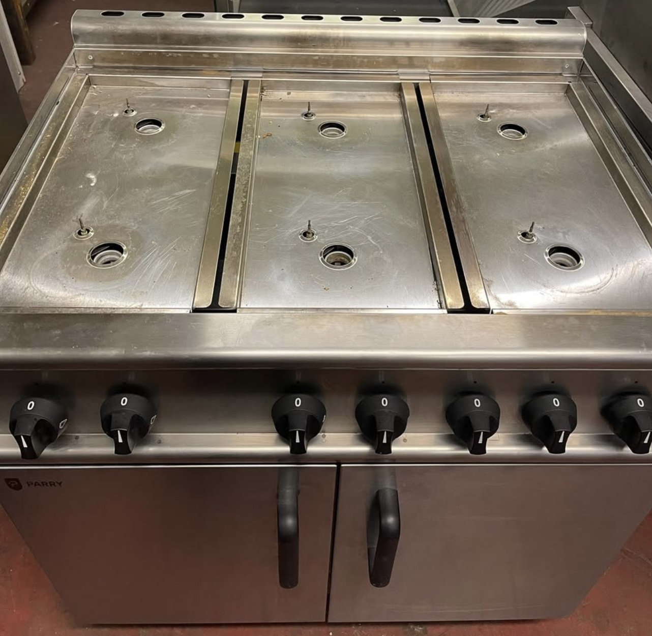 Parry 600 Series Cooker / Oven Range - Image 5