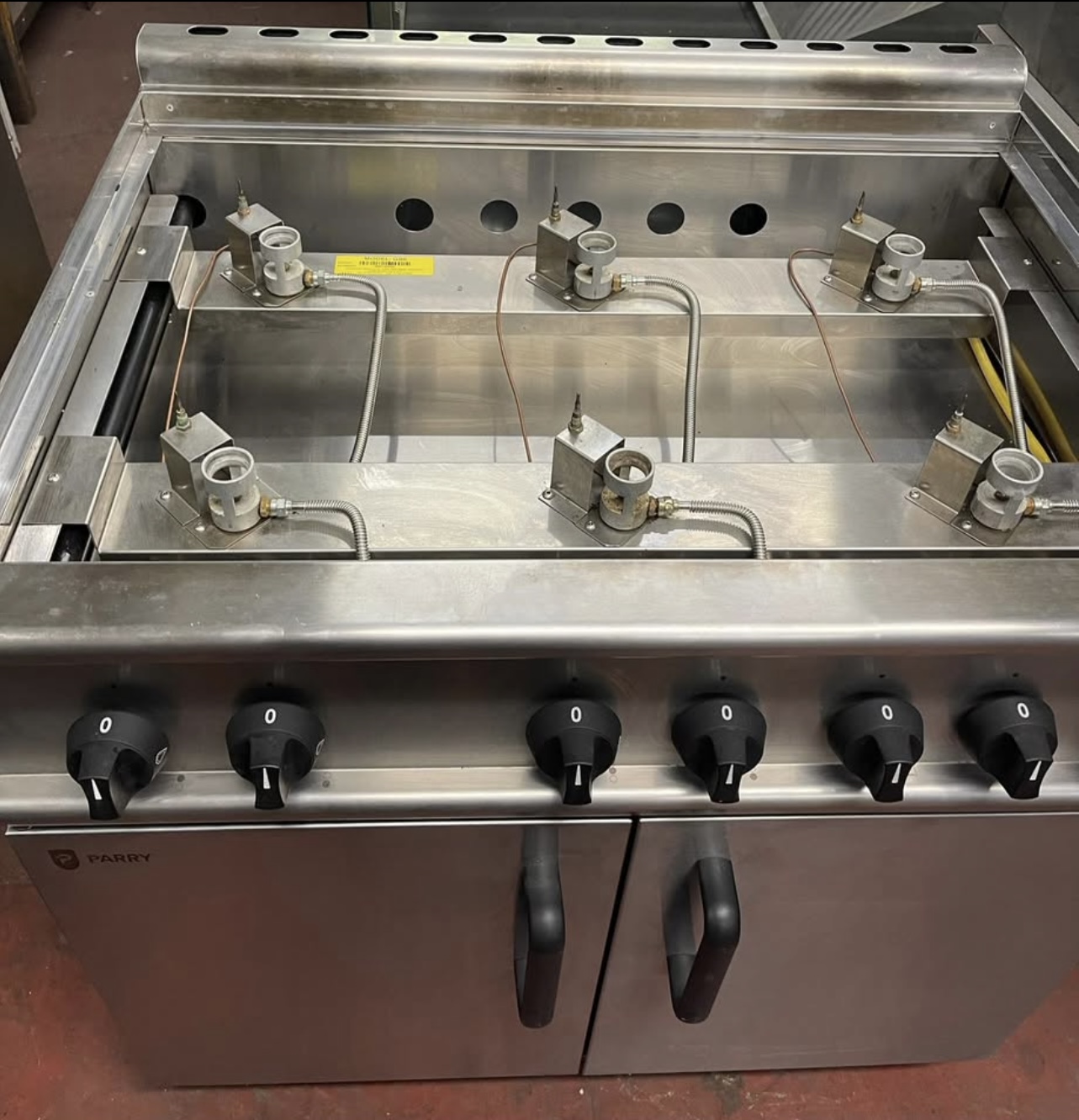 Parry 600 Series Cooker / Oven Range - Image 6