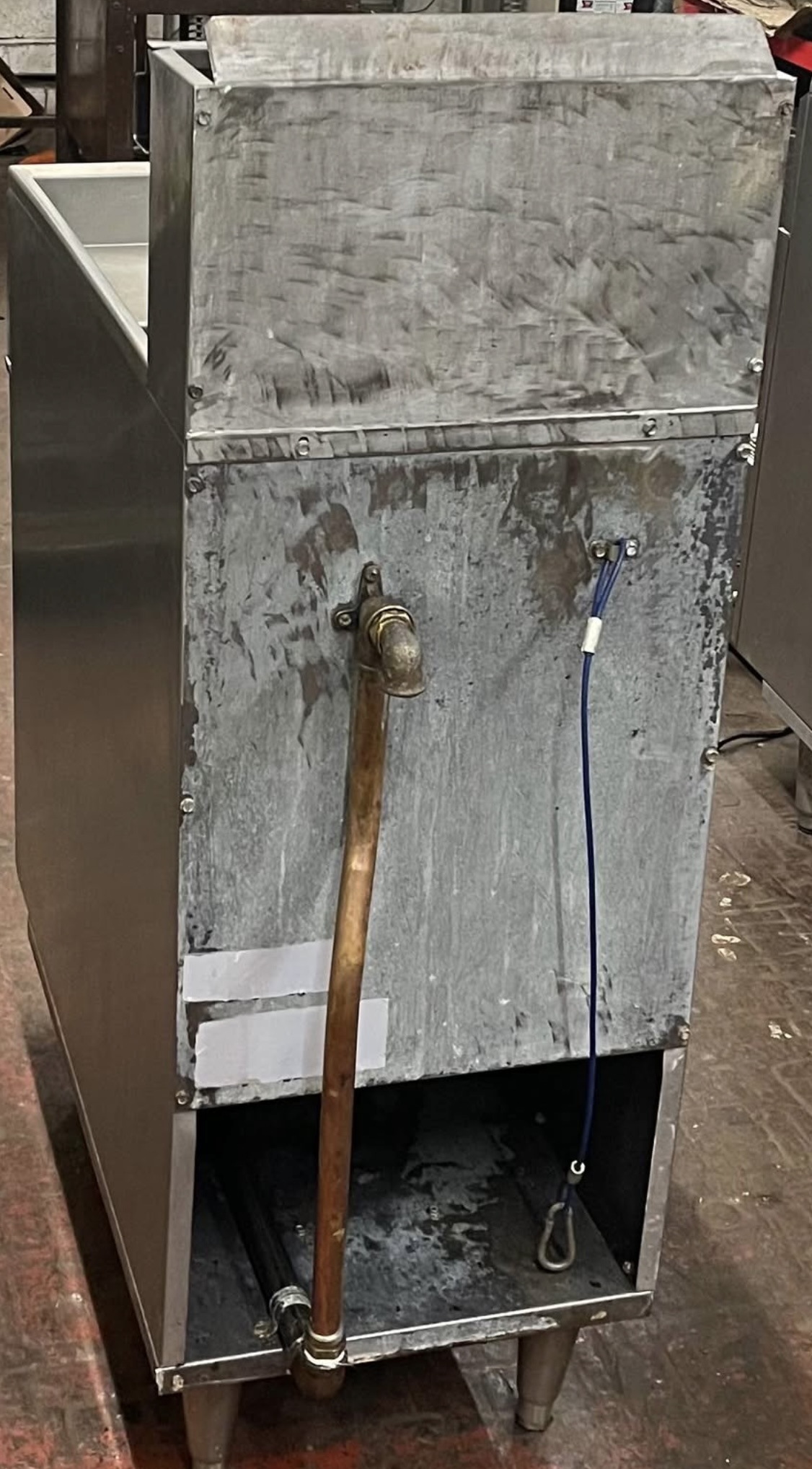 Elite Single Tank, Free Standing Natural Gas, Double Basket Fryer - Image 9